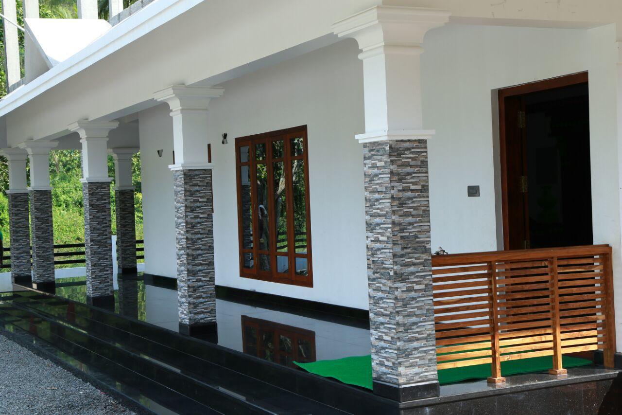 מלון טקאדי Sri Lakshmi Gardens מראה חיצוני תמונה